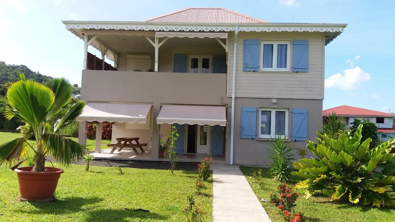 Appartement Confortable Aux Trois Ilets 85 M² Vue Montagne レ・トロワ・イレ